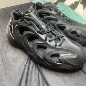 Adidas adiFOM Q Black Carbon Size 10